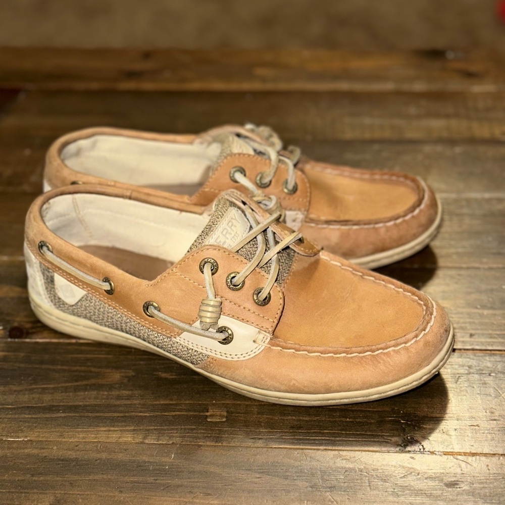 Sperry dockside 7